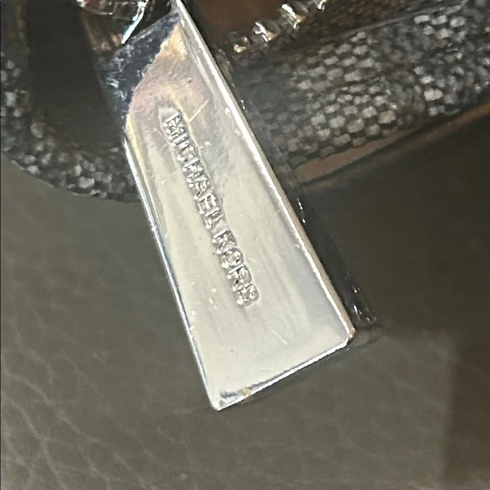Michael Kors Gray and Black MK Logo Signature Belt Bag NEW - Picture 7 of 8